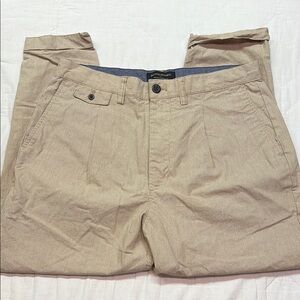 Preppy Banana Republic Tan/Cream Relaxed Tapered Striped Chinos Cotton Twill